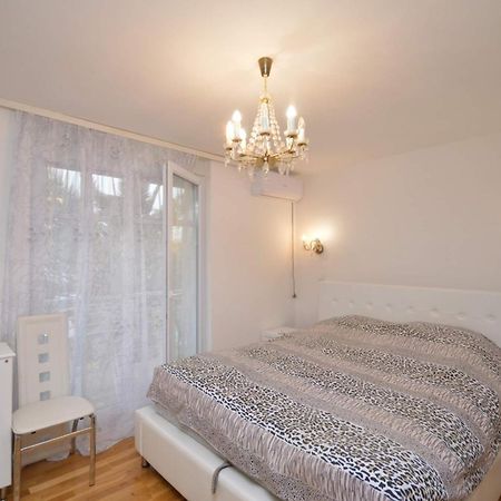 Natalie Apartments Tivat Exterior foto