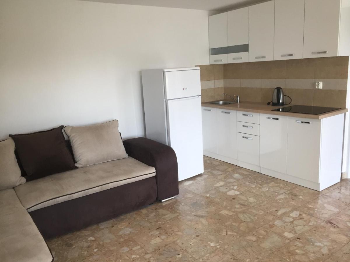Natalie Apartments Tivat Exterior foto