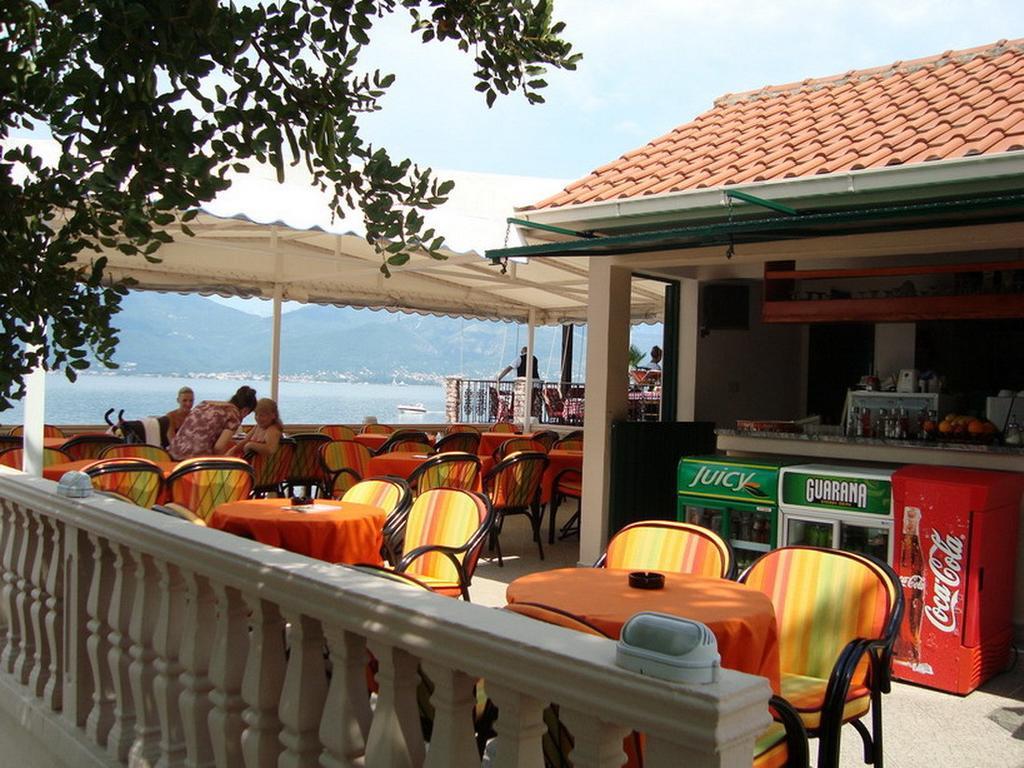Natalie Apartments Tivat Exterior foto