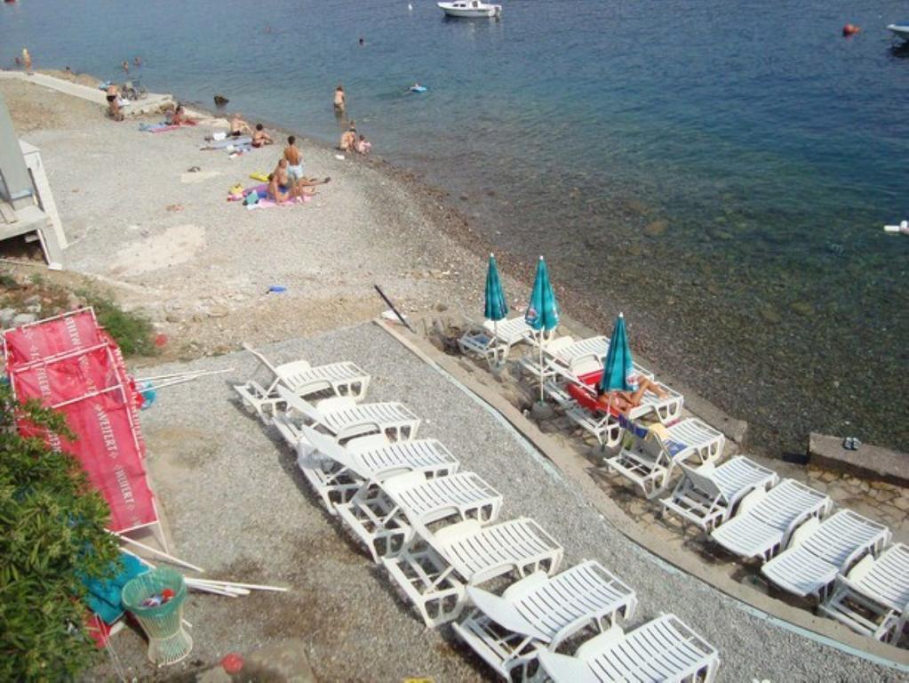 Natalie Apartments Tivat Exterior foto